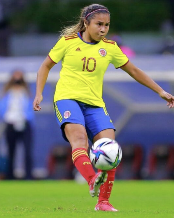LEICY SANTOS
